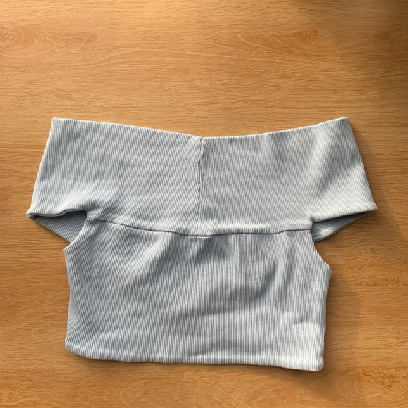 Opening Ceremony Off-the-Shoulder Crop Top - Picture 4 of 5